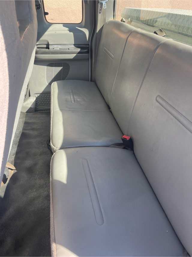 Chevrolet Silverado 1500 Image 8