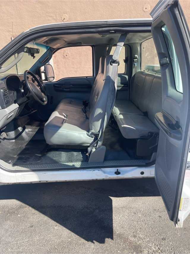 Chevrolet Silverado 1500 Image 6